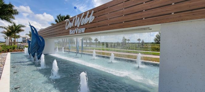 Rain Curtain; Freefalling Water Outdoor Fountain, Del Webb Bay View, FL