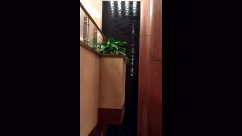 Video Embassy Suites Houston - black scored acrylic water wall