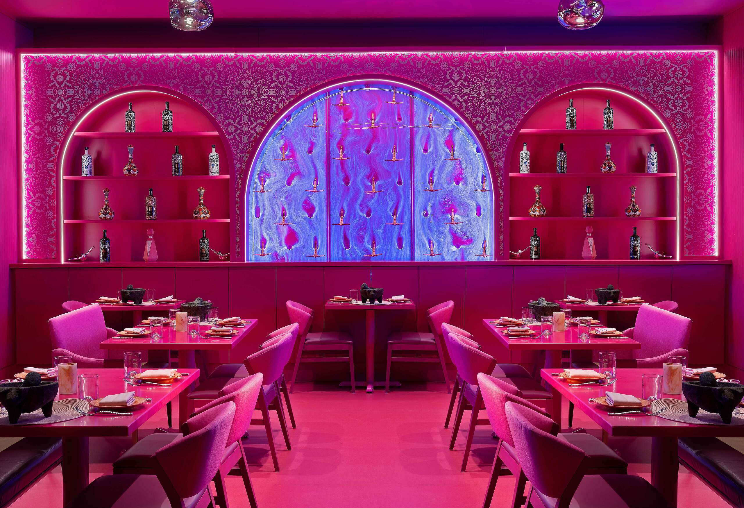 Bubble Wall-Rod Peg Style-Swirley at Rosa Mexicano Restaurant in Las Vegas, Nevada
