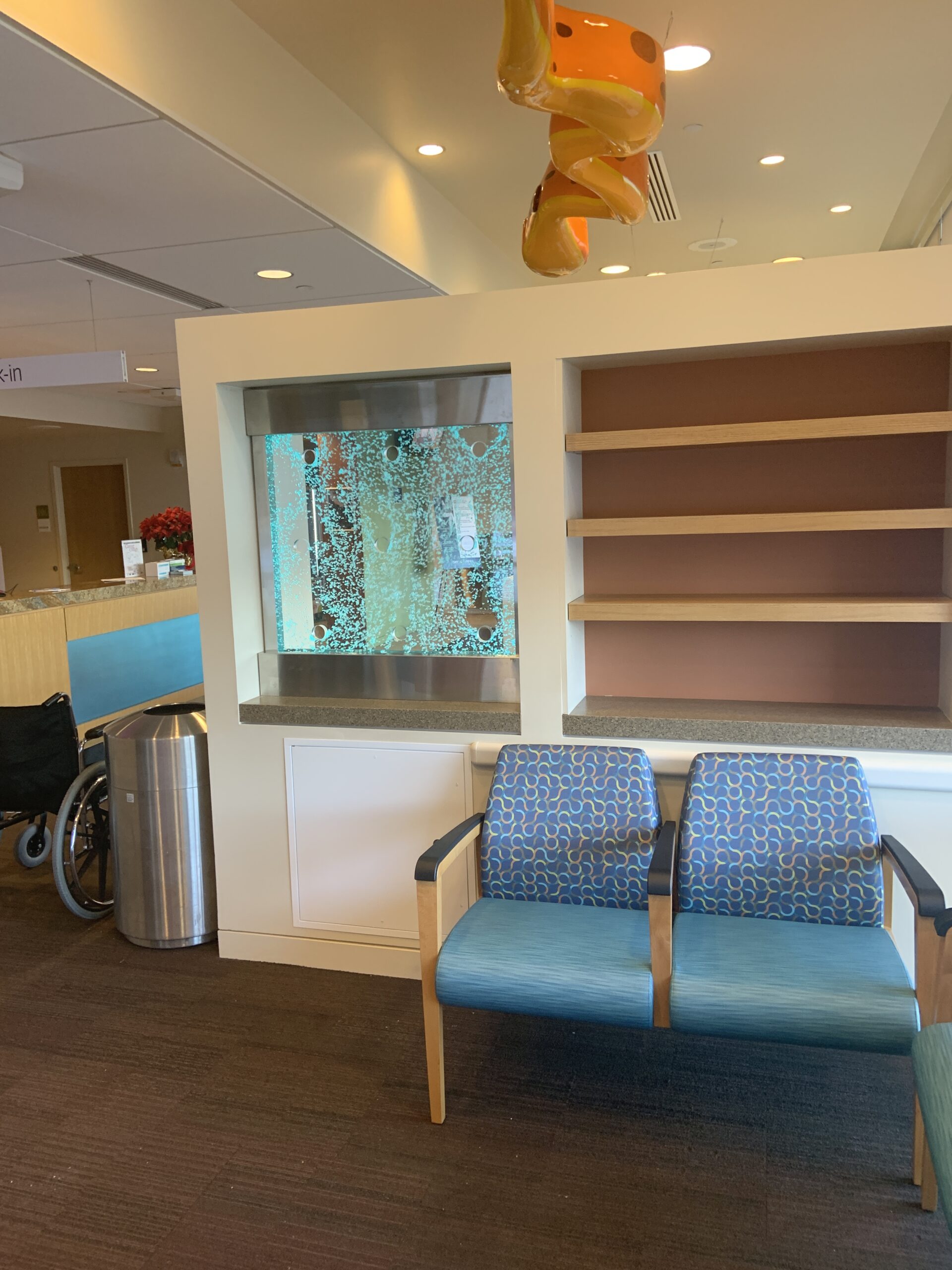 Bubble Wall Rod Swirley with Stainless Steel Frame for Virtua Childrens Hospital Emergency Room Waiting Room in New Jersey scaled