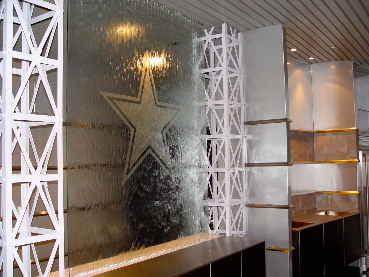 Dallas Cowboys Stadium Frameless Water Wall 2