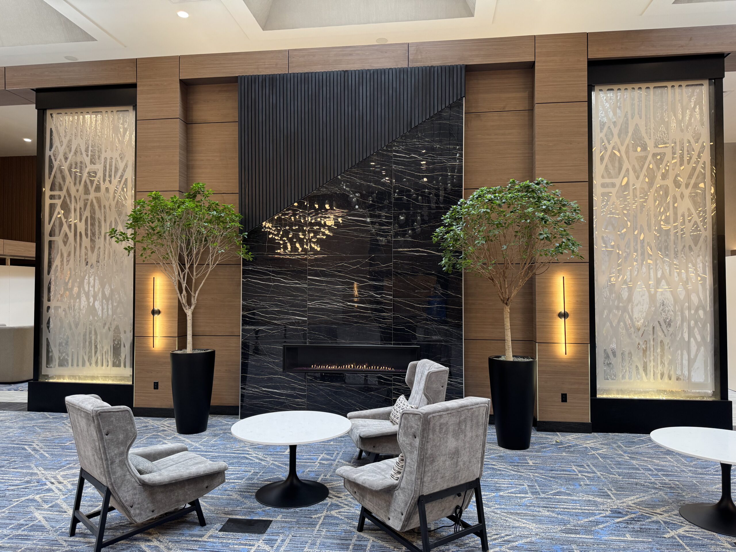 Enclosed Sealed Water Wall with Etched Pattern Logo for Chicago Marriott Northwest in Hoffman Estates, Illinois