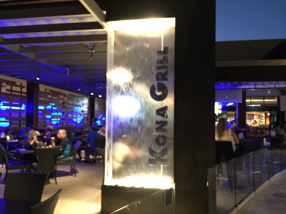 Enclosed Water Wall Kona Grill Waikiki Honolulu Hawaii