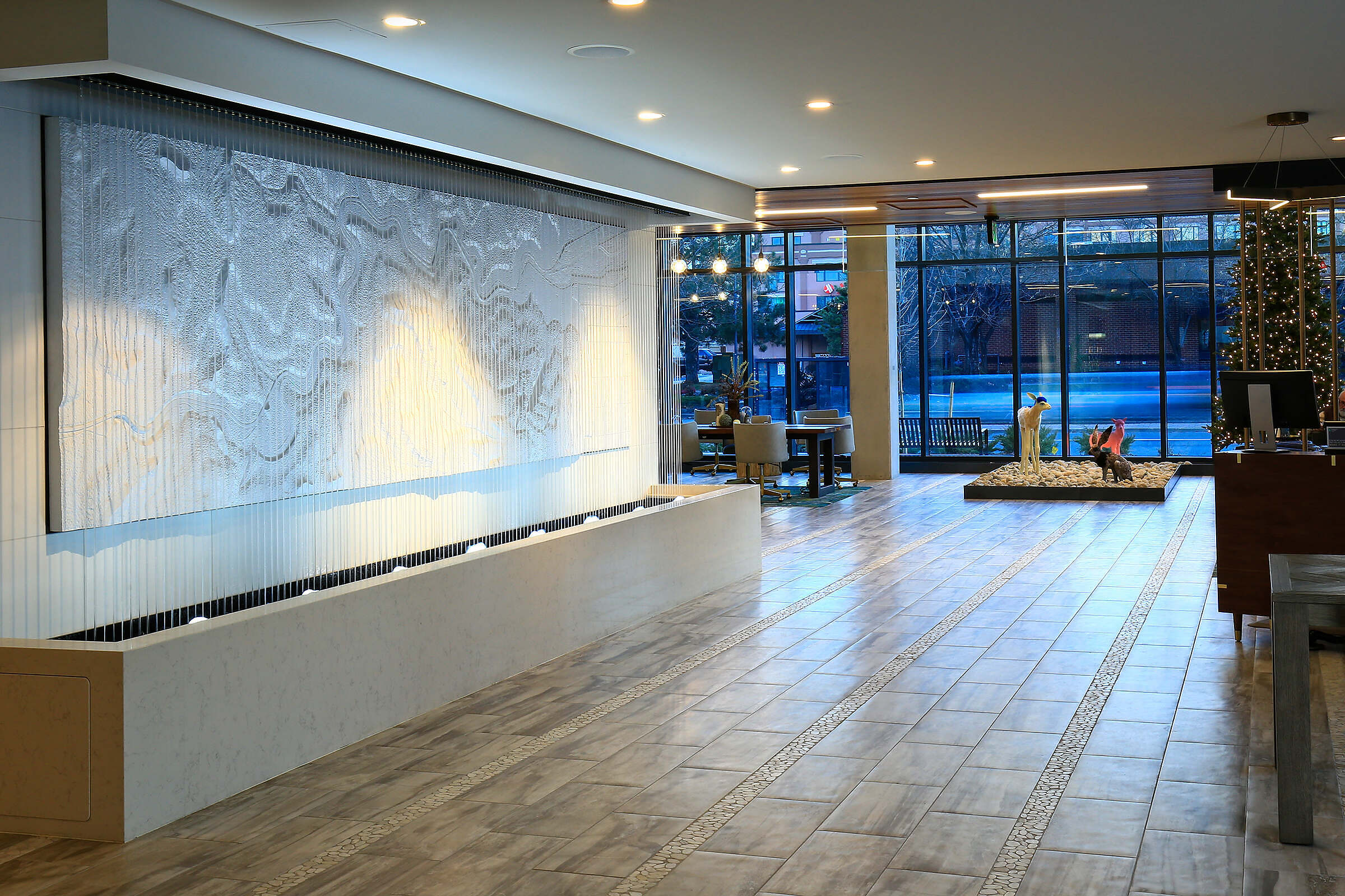 Rain Curtain with Bubbler Jets at Embassy Suites Boulder, Colorado (1)