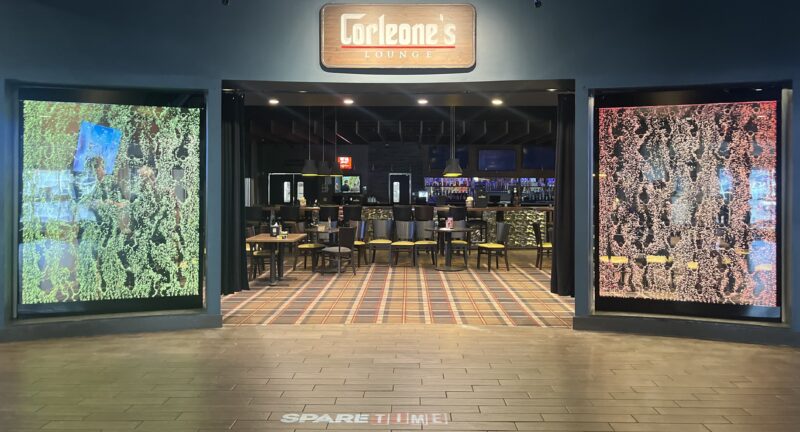 Rod Style Swirley Bubble Wall for Spare TIme Enter