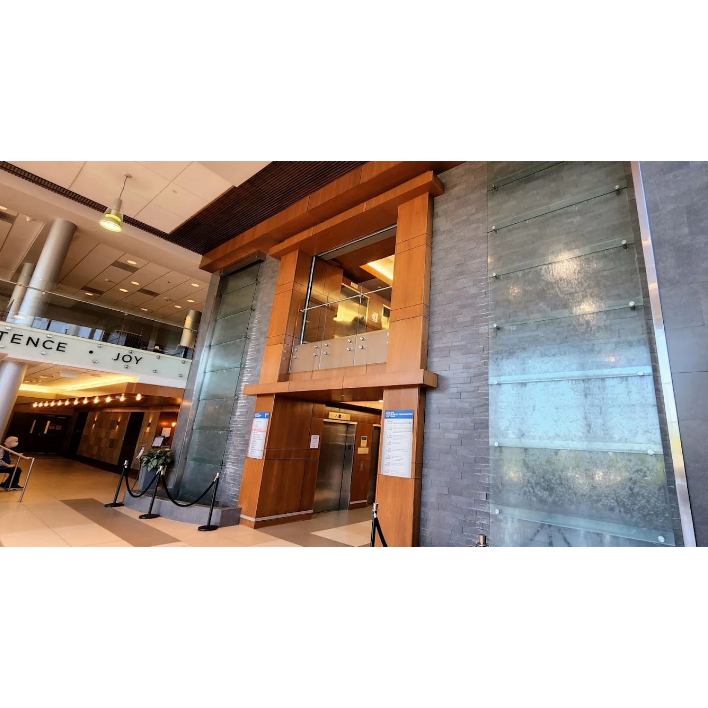 Shiplapped Overlapping Stacked Glass Waterfall for HSHS St. Mary's Hospital in Decatur, Illinois 2