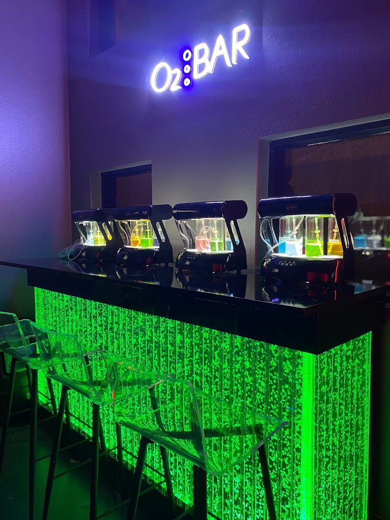 Vertical Chamber Bubble Wall Bar-Fire and Ice Spa in Scottsdale, Arizona