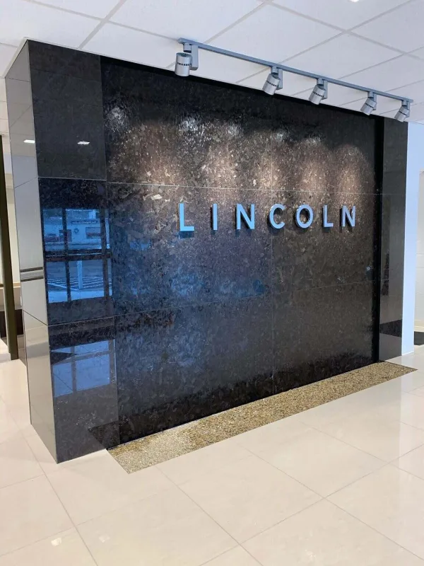 a-custom-granite-logo-water-wall-1152x1536