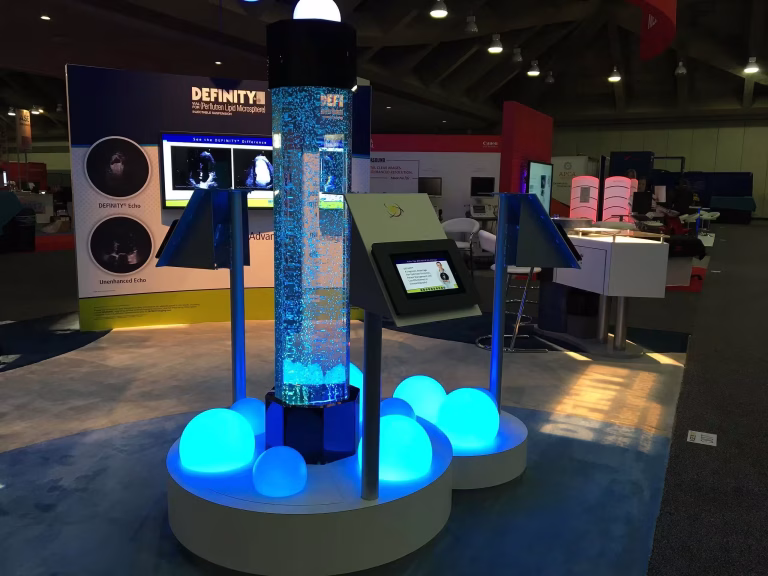 demo station with bubble column demo station with bubble column